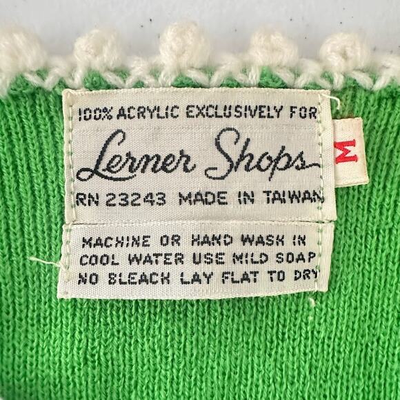 Vintage Lerner Shops Knit Sweater Button Vest Feminine Cottage Green Size Medium - Picture 9 of 10